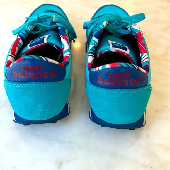 New Balance 410 Floral Blue Sneakers Lace Up Tennis Shoes size 8 - Picture 3 of 5